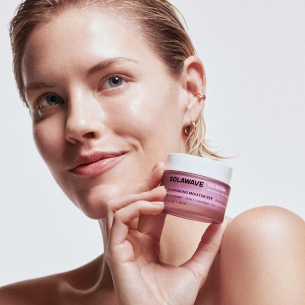Solawave
Solabiome Nourishing Moisturizer